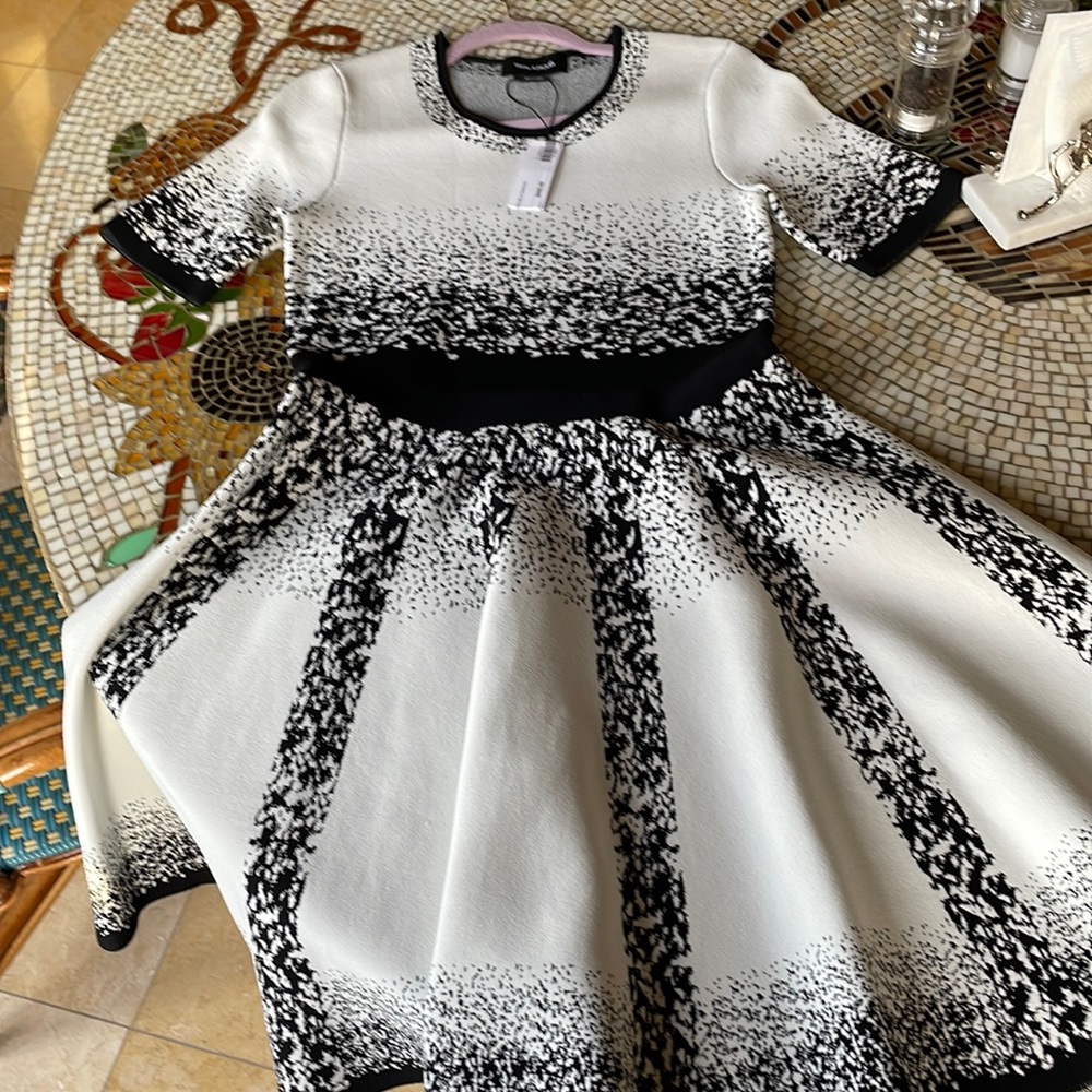 Yo halal Azrouel women’s dress